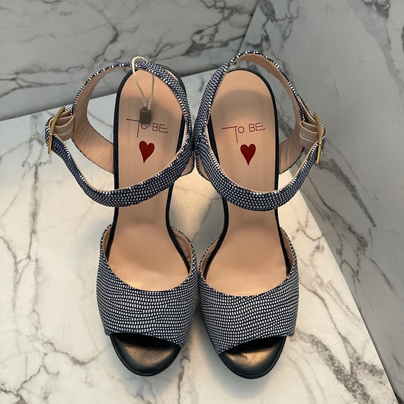 🎉Host pick🎉To Be - High Heel sandals Brand New Sexy Fun - Picture 4 of 7